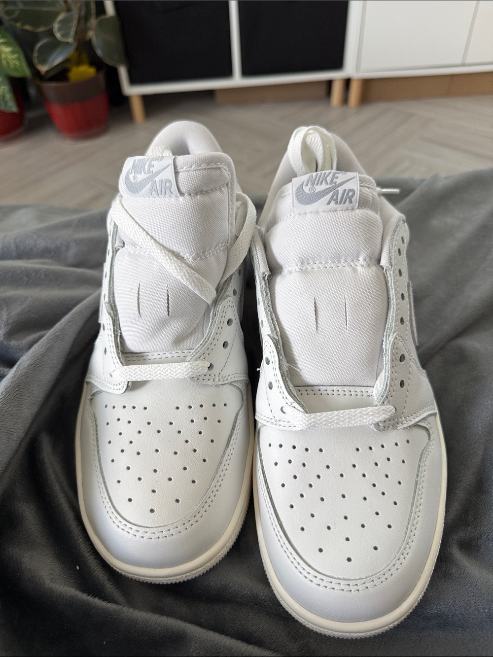 Nike Air Jordan 1 Low '85 OG - Summit White - Men's Size 8 ( FB9933-100 )